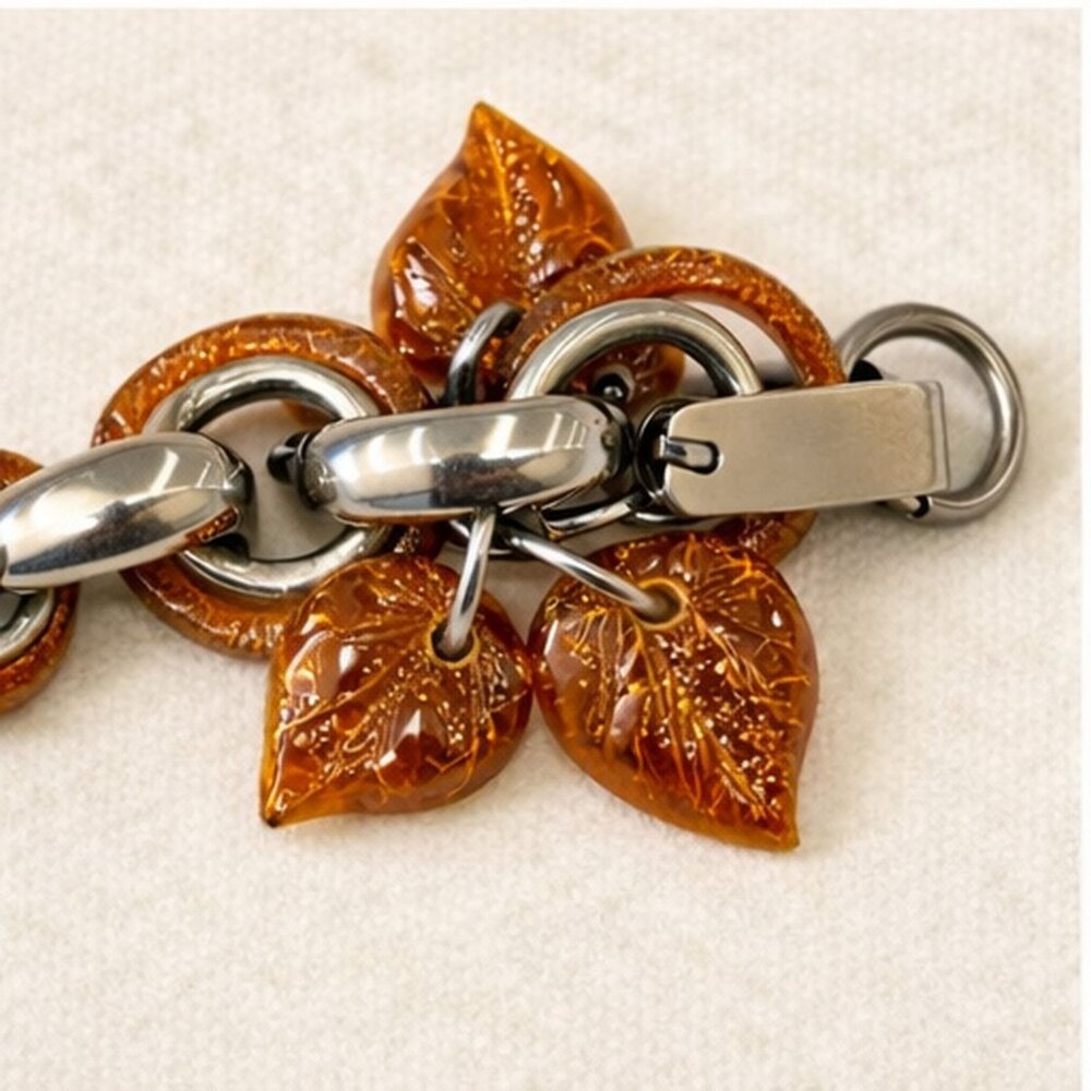 Vintage Lucite Bracelet Amber Glitter Rings Leaf Charms Silver Tone Mid Century - Picture 3 of 4